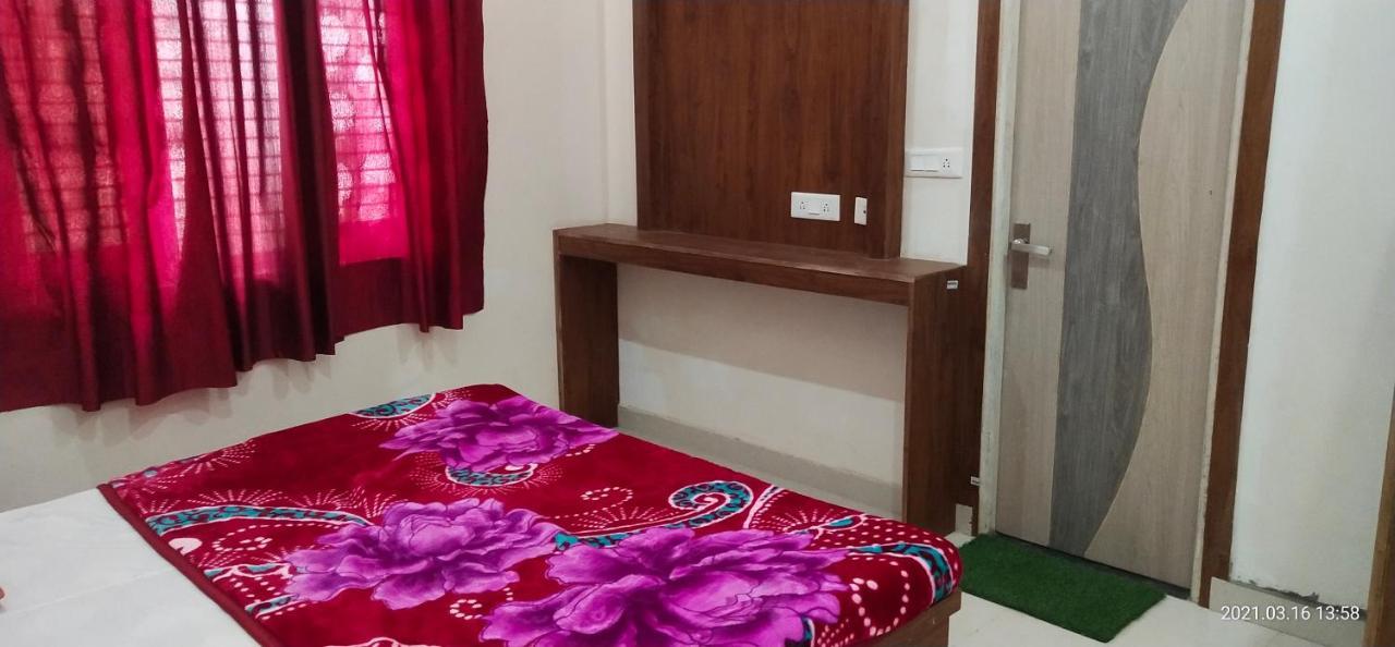 Hotel Kcr アーグラ 部屋 写真